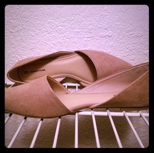 Tan Flats